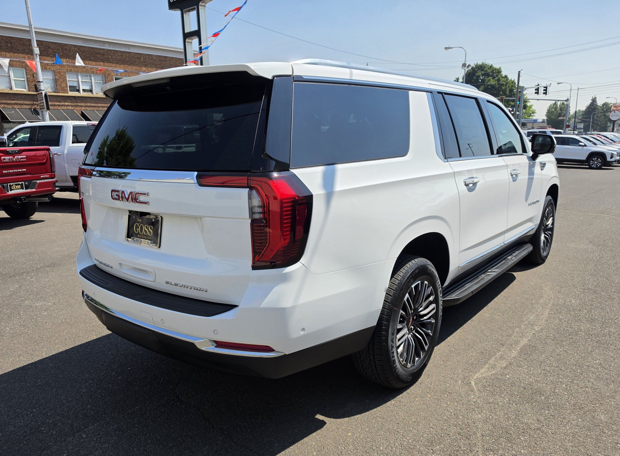 2026 GMC Yukon XL Elevation - Photo 8