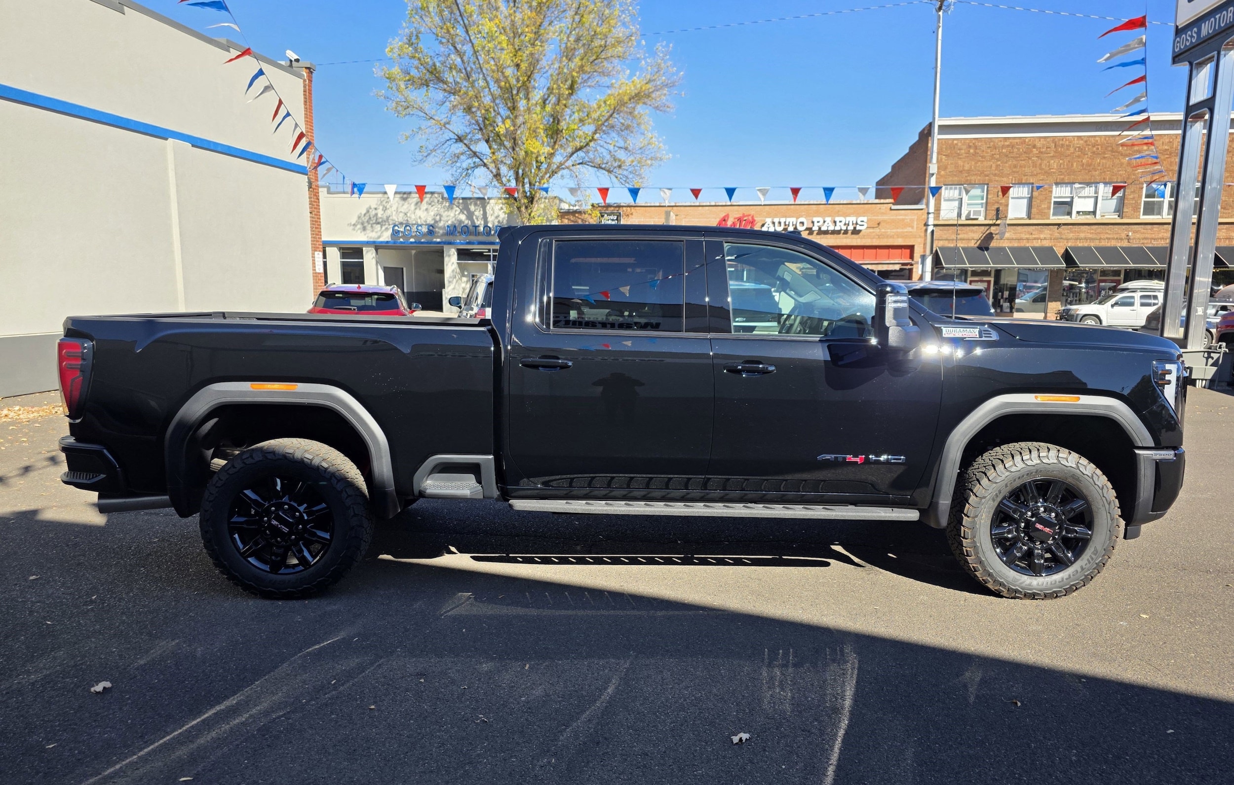 2026 GMC Sierra 2500HD AT4 - Photo 10