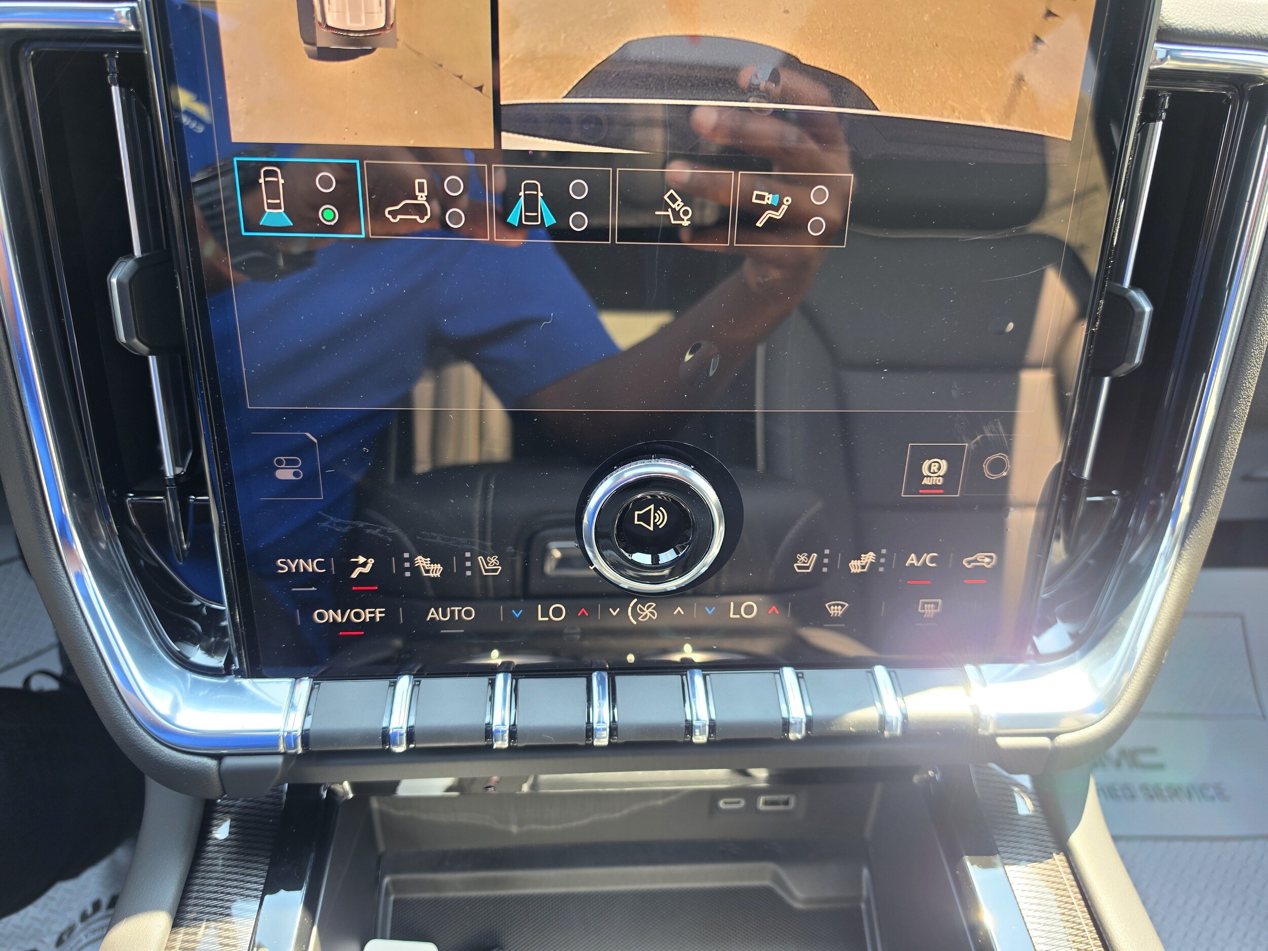 2026 GMC Yukon XL Elevation - Photo 17
