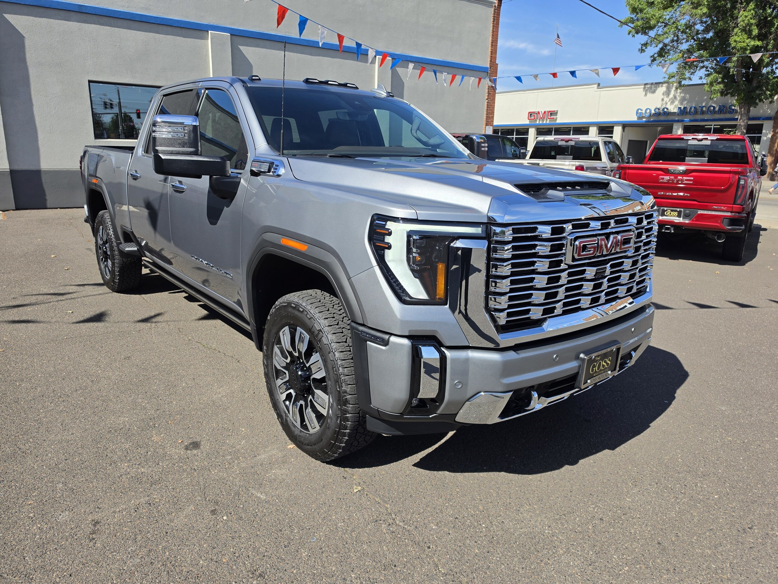 2026 GMC Sierra 2500HD Denali - Photo 10