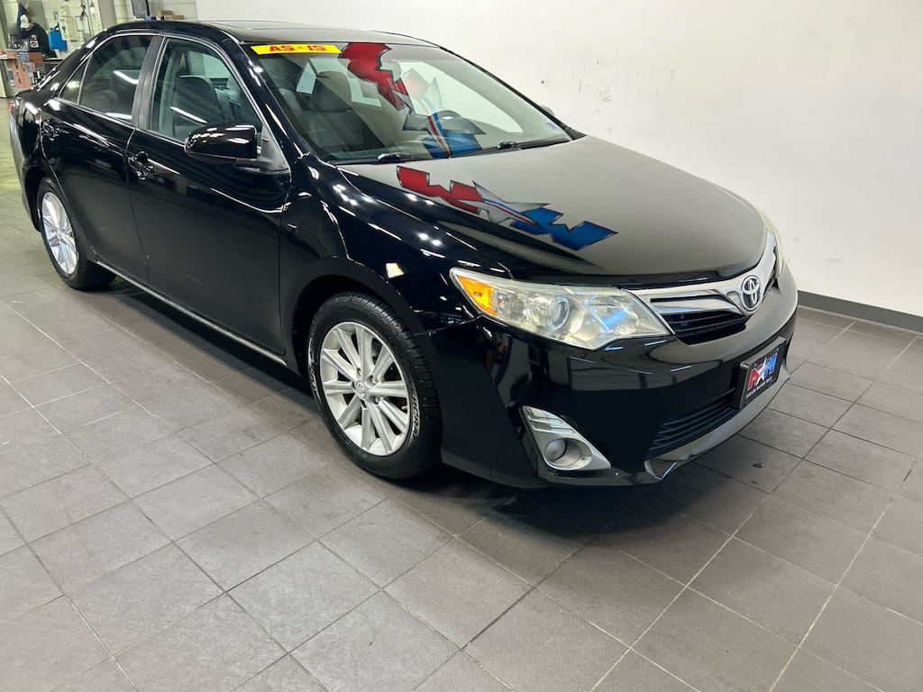 Used 2013 Toyota Camry XLE Sedan