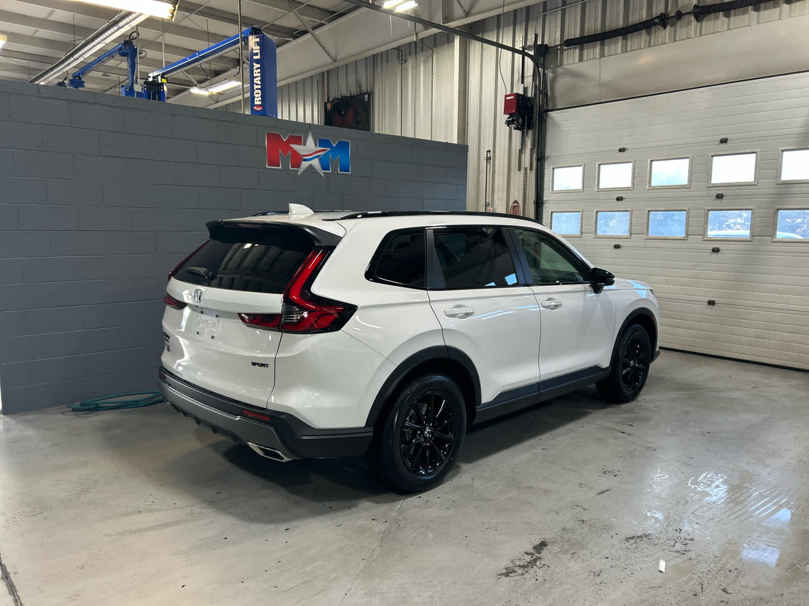 2026 Honda CR-V Hybrid Sport-L photo 3