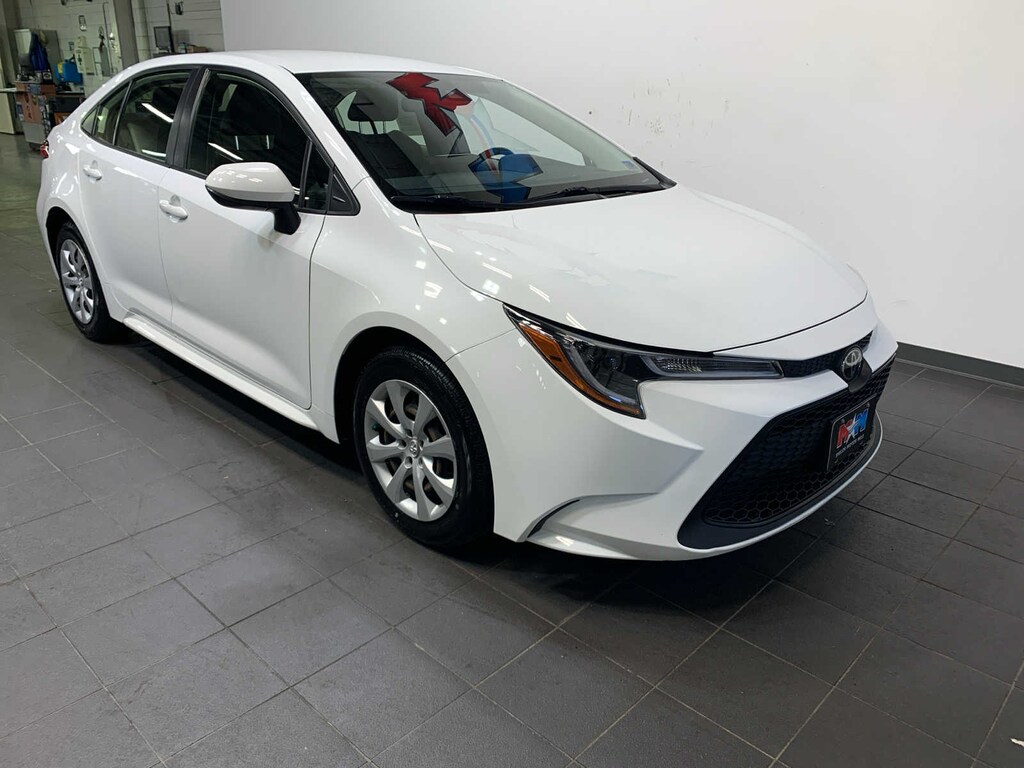 Used 2022 Toyota Corolla LE Sedan