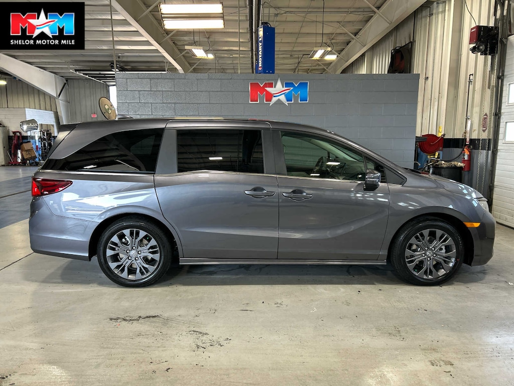 New 2026 Honda Odyssey Touring Van Passenger