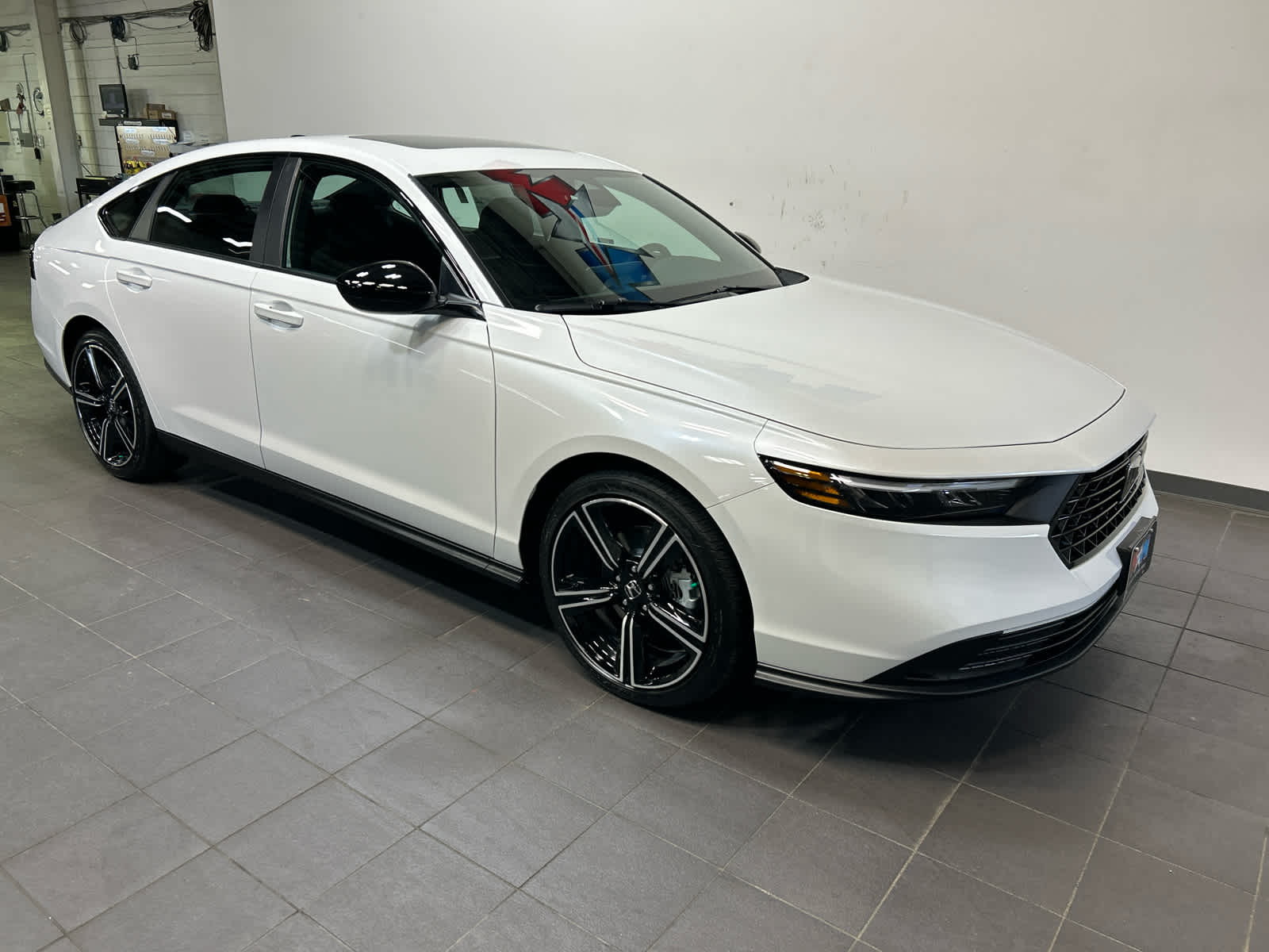 2026 Honda Accord Hybrid Sport - Photo 2