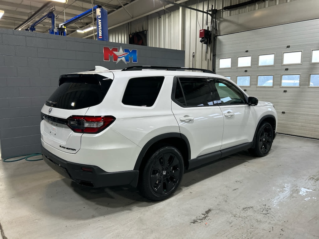 New 2026 Honda Pilot Black Edition SUV