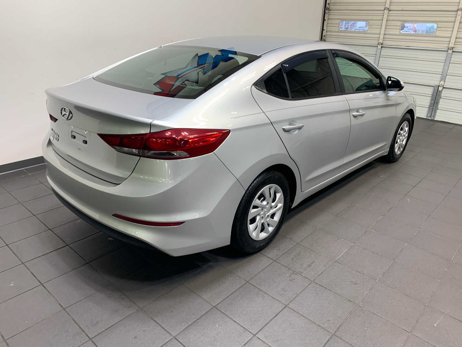 2018 Hyundai Elantra SE photo 2