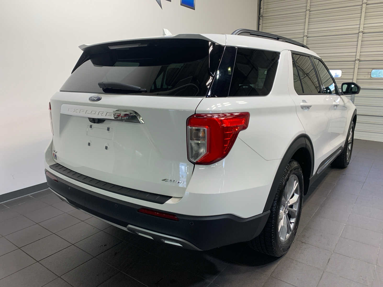 2022 Ford Explorer XLT photo 3