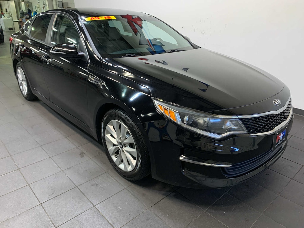 Used 2018 Kia Optima LX Sedan