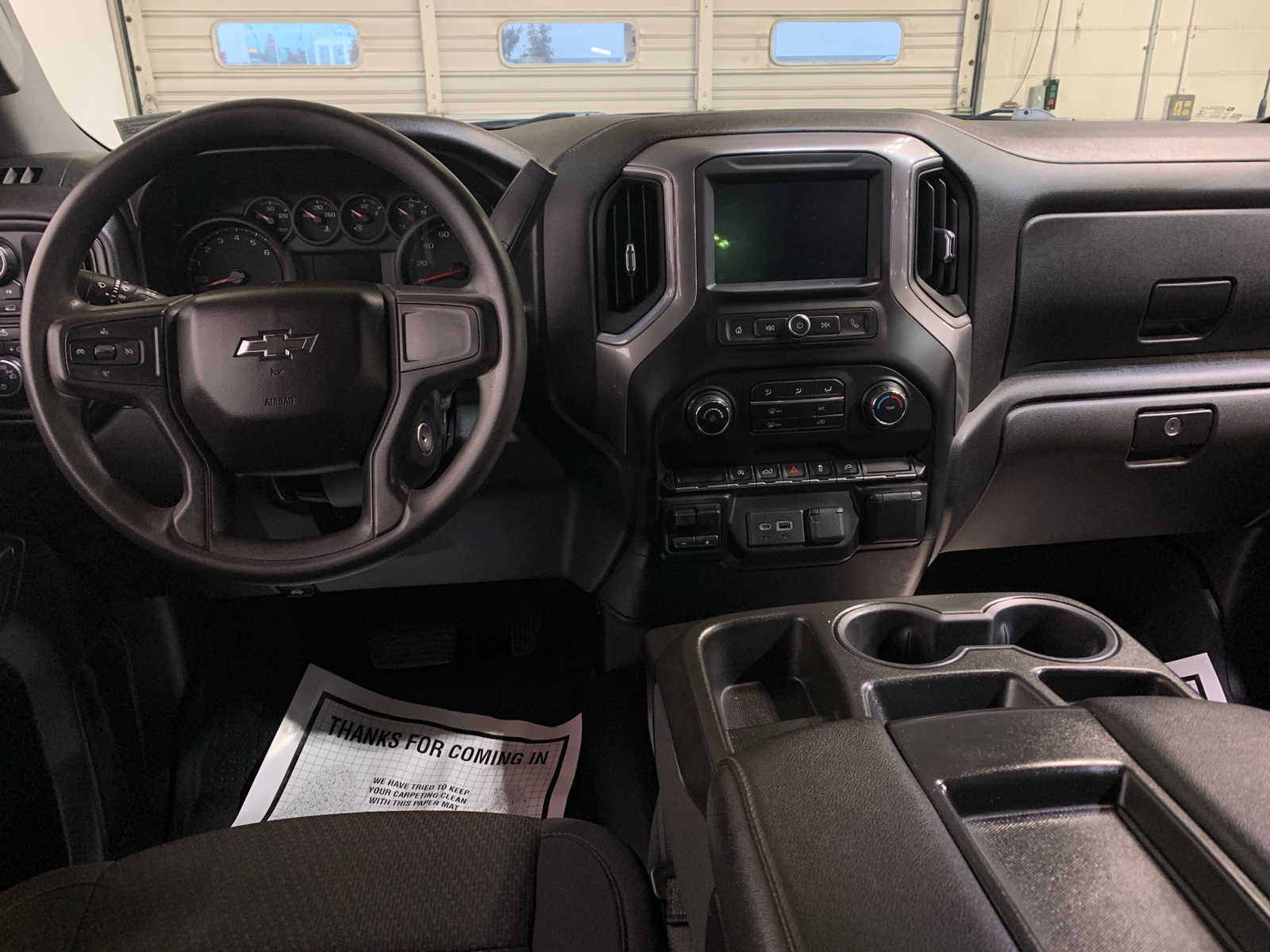 2021 Chevrolet Silverado 1500 Custom photo 4