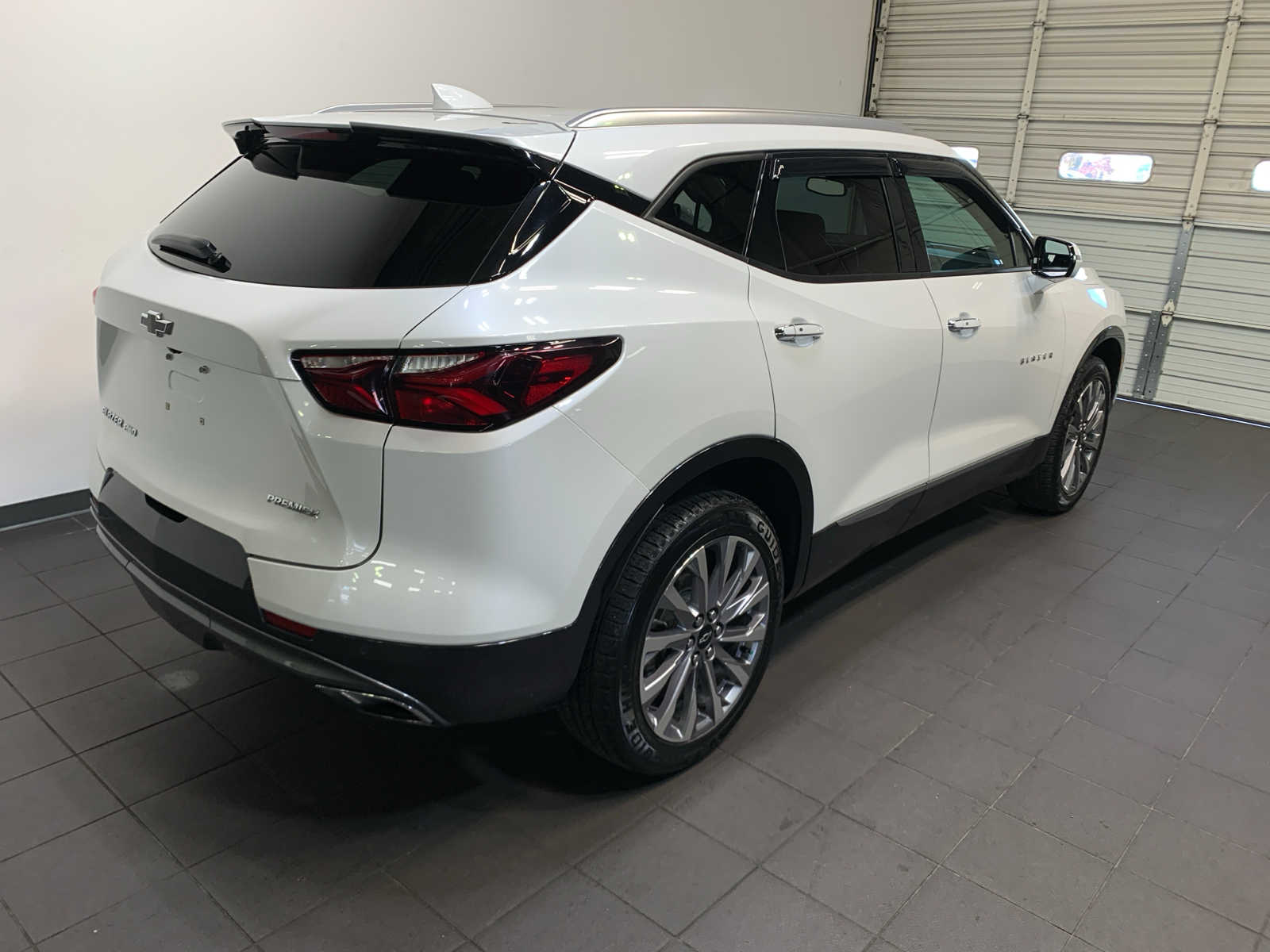 2022 Chevrolet Blazer Premier photo 2