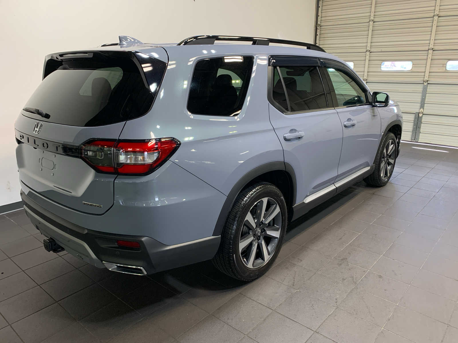 2025 Honda Pilot Touring photo 3
