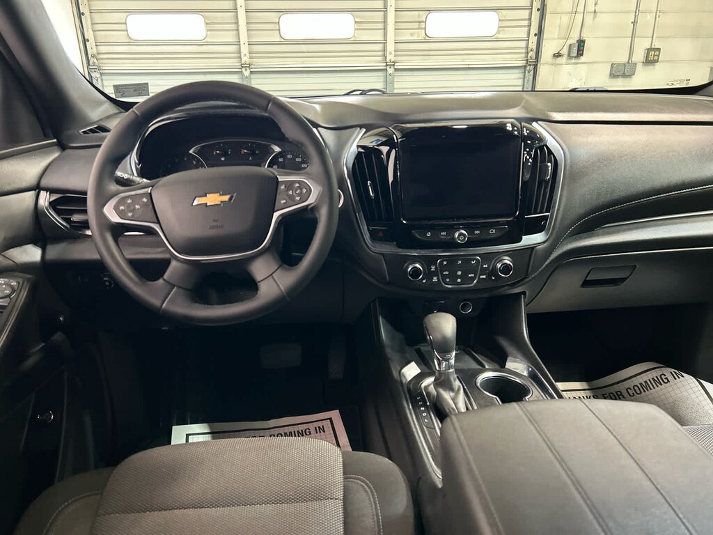Used 2023 Chevrolet Traverse LT Cloth w/1LT SUV