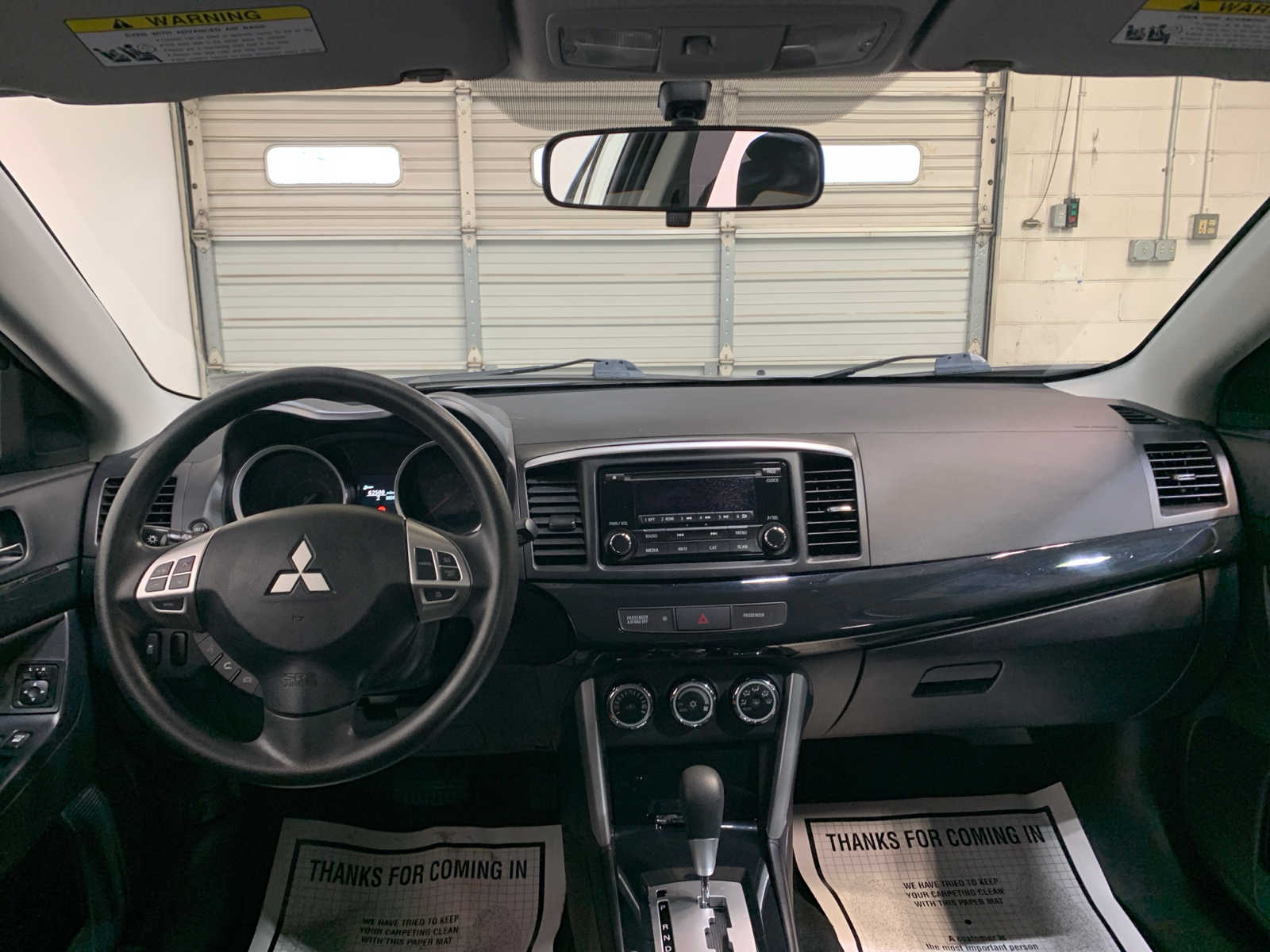 2016 Mitsubishi Lancer ES photo 4