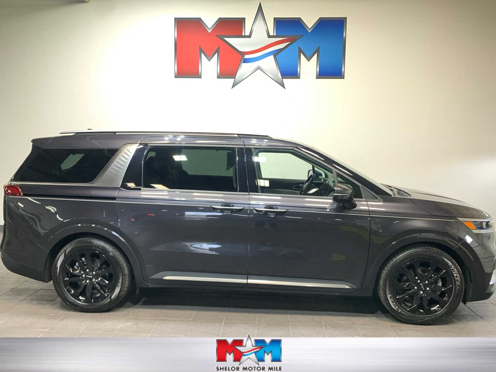 Used 2024 Kia Carnival SX MPV