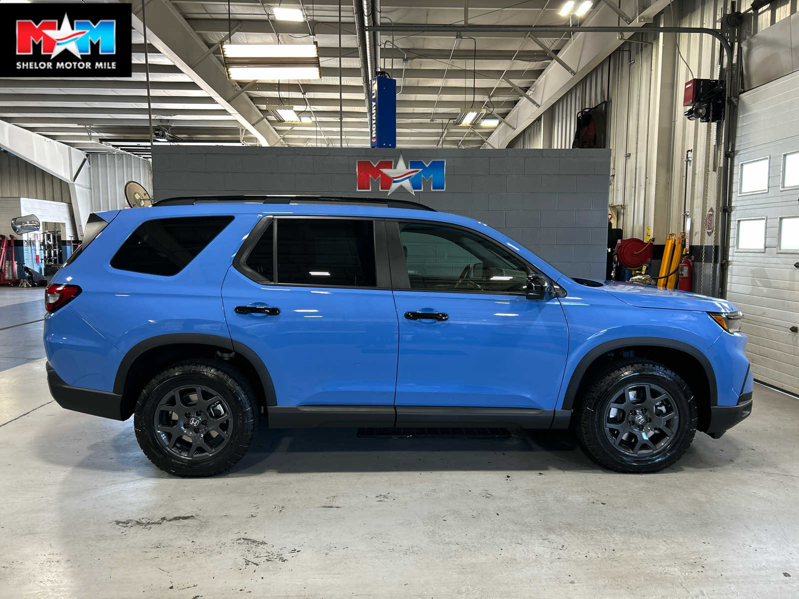 2025 Honda Pilot TrailSport's photo
