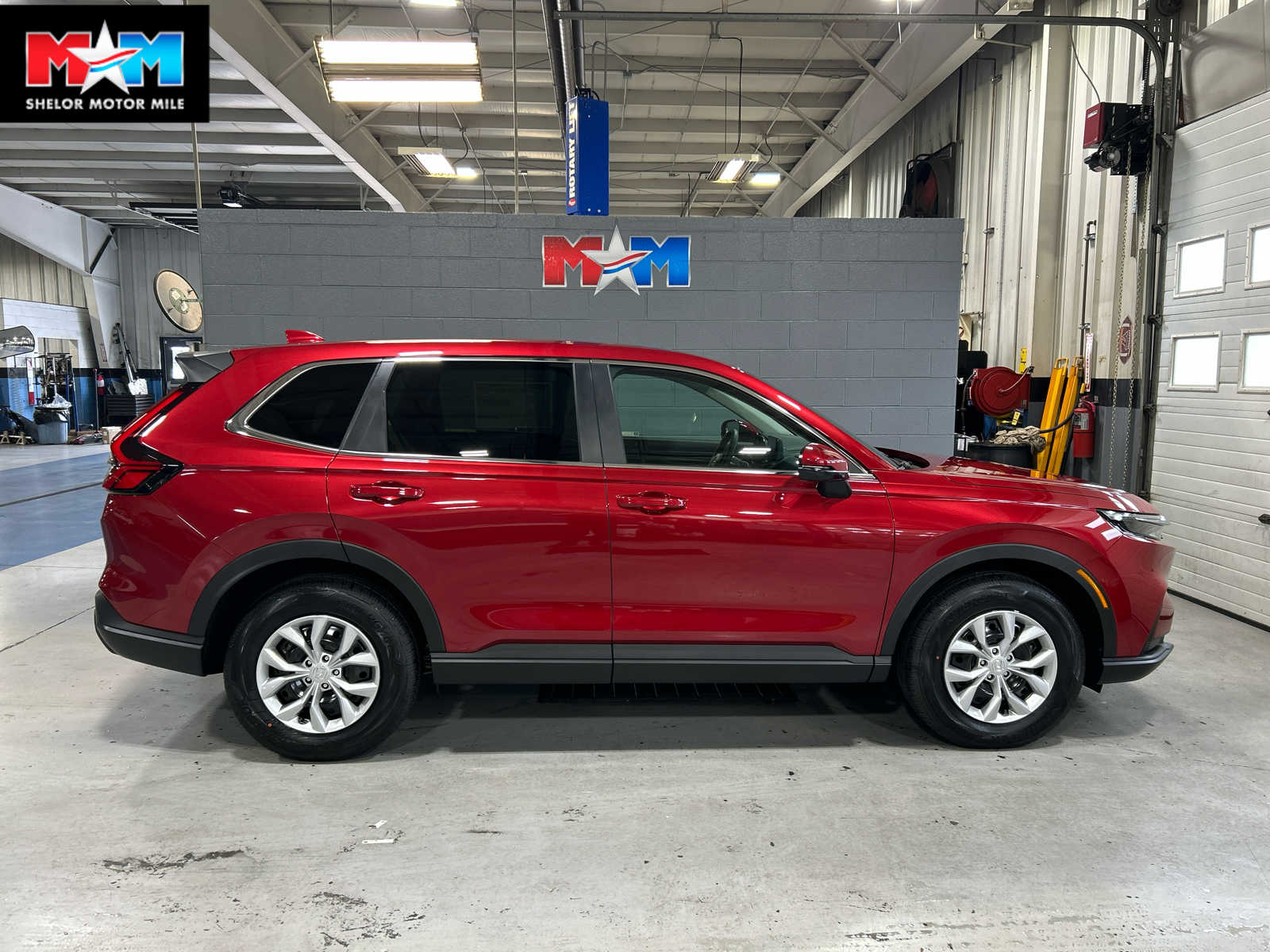 2026 Honda CR-V LX's photo