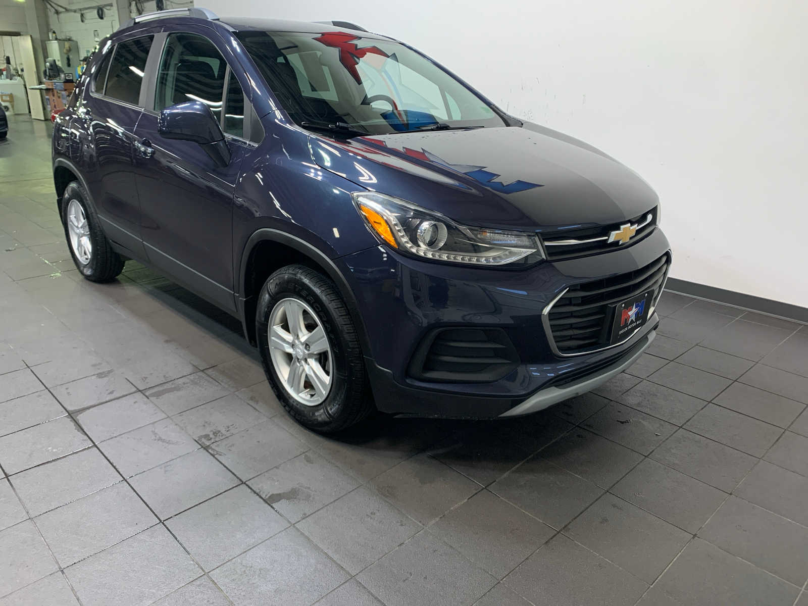 2019 Chevrolet Trax LT photo 2