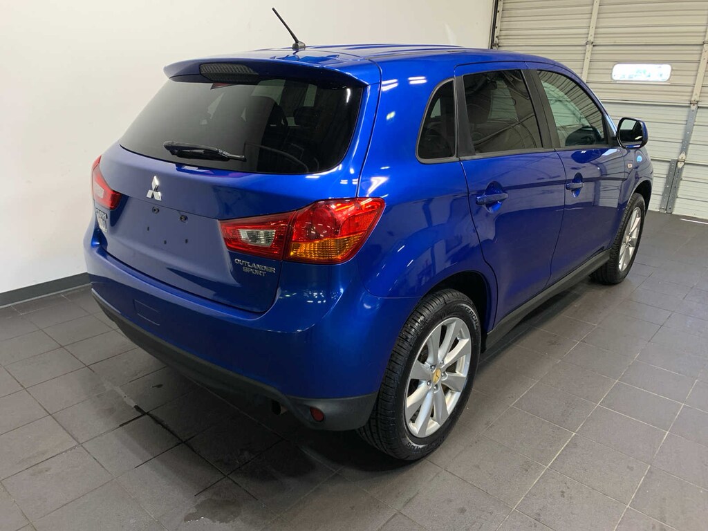Used 2015 Mitsubishi Outlander Sport ES SUV