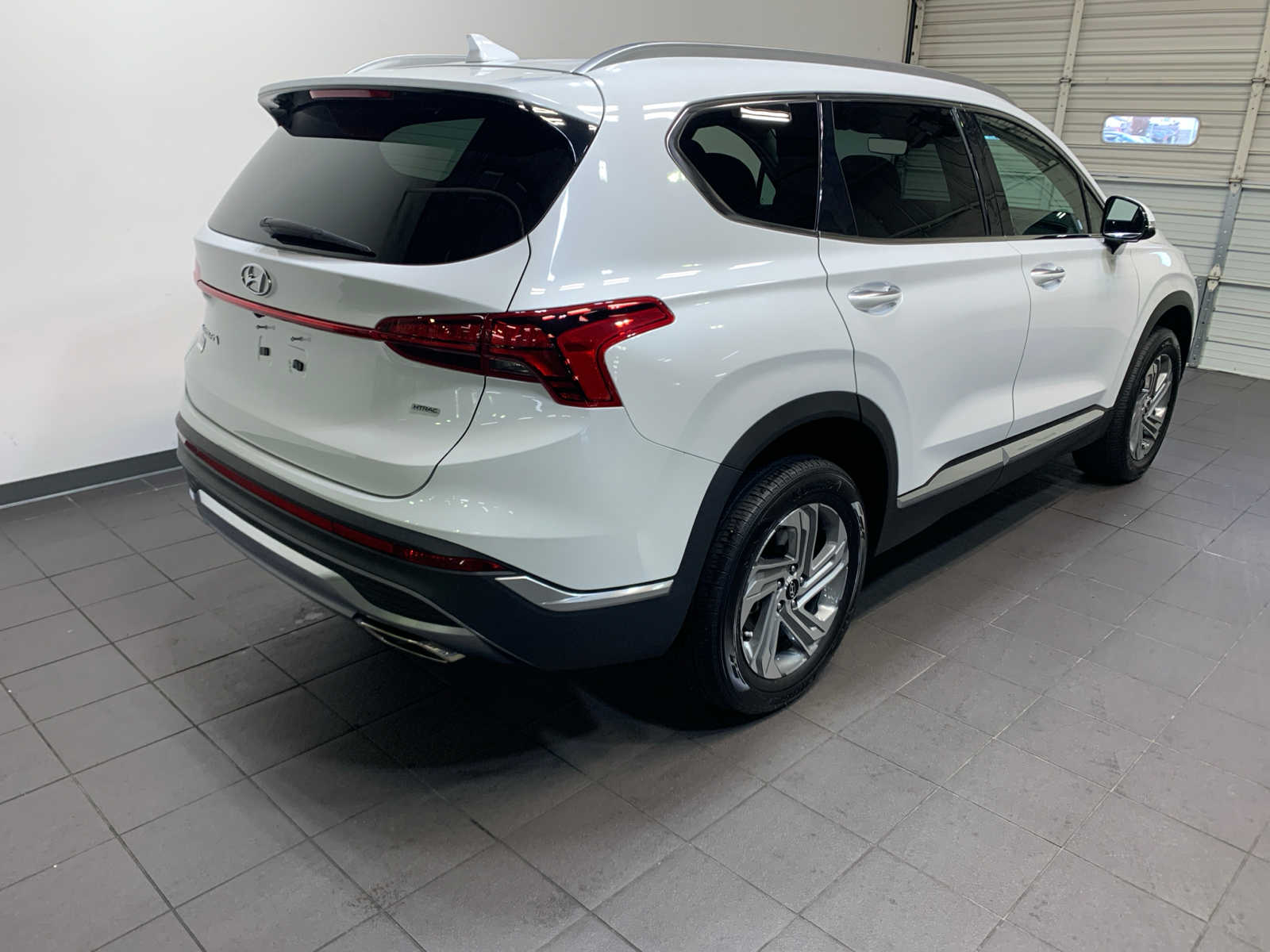 2022 Hyundai Santa Fe SEL photo 3