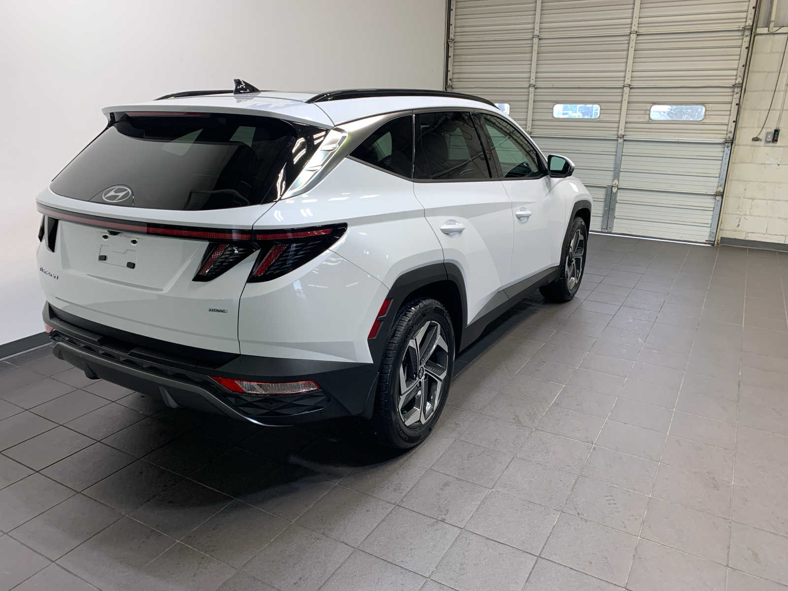 2022 Hyundai Tucson Limited photo 2