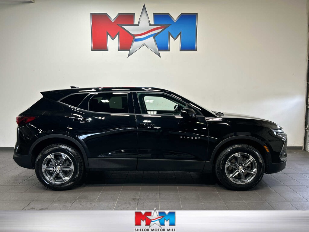 Used 2025 Chevrolet Blazer LT w/2LT SUV