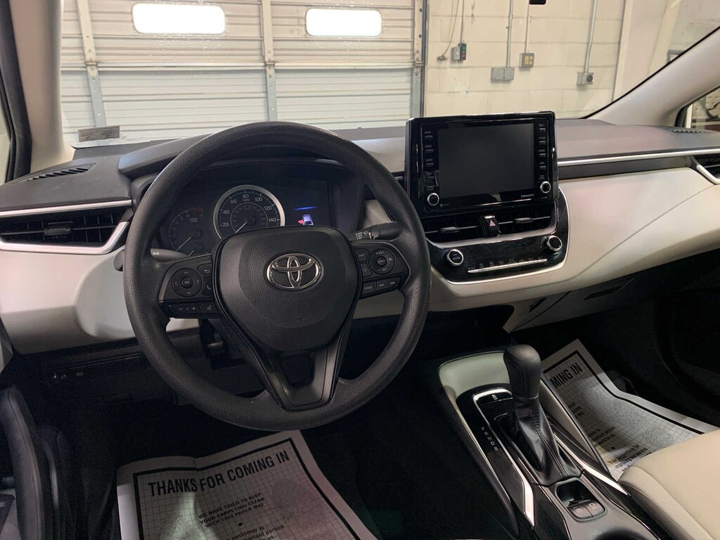 Used 2022 Toyota Corolla LE Sedan