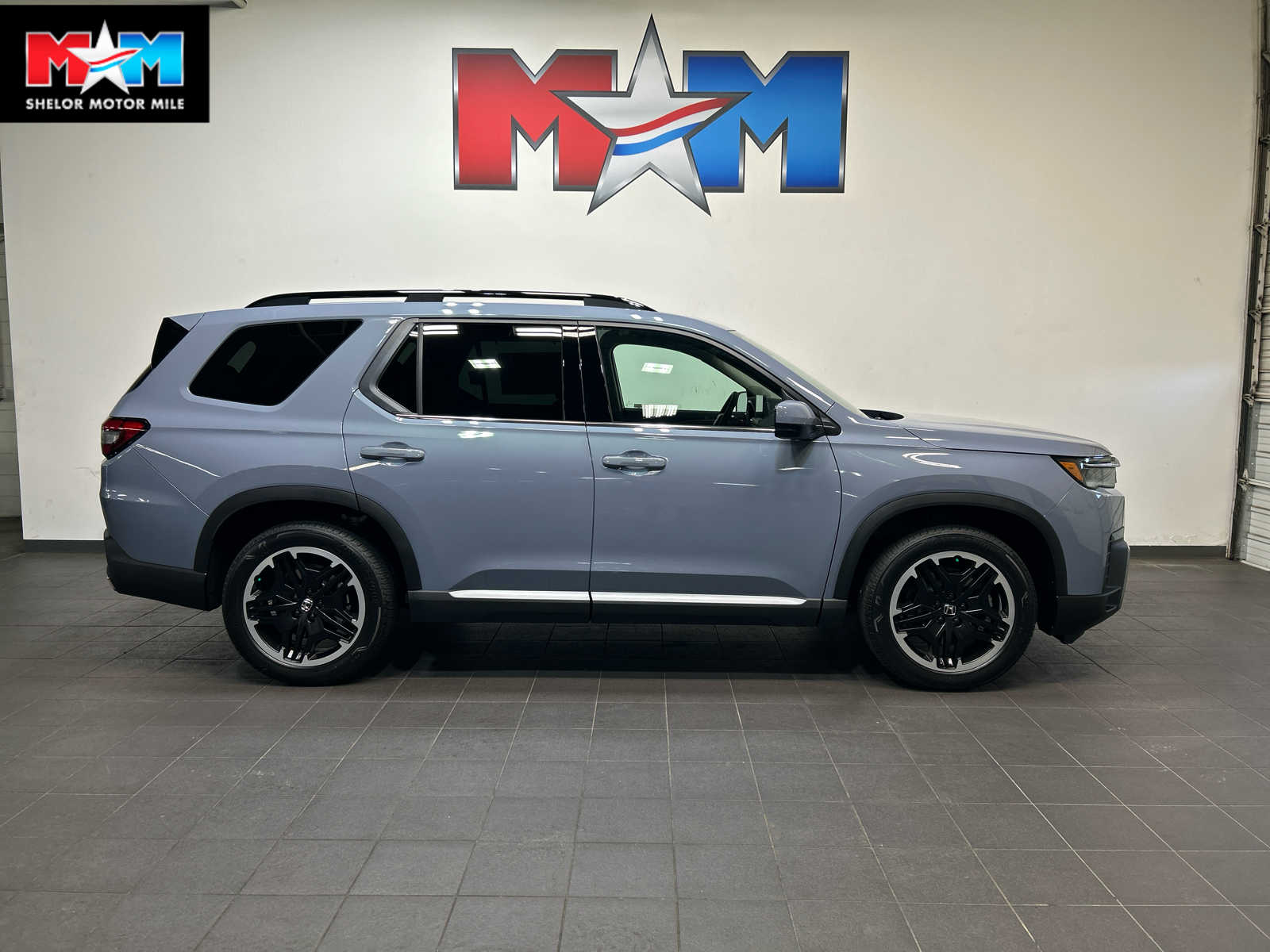 2026 Honda Pilot Touring AWD's photo