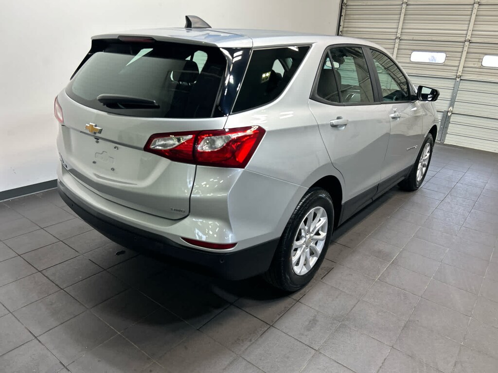 Used 2021 Chevrolet Equinox LS w/1FL SUV