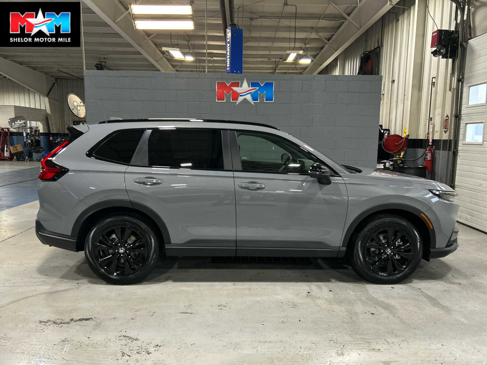 2026 Honda CR-V Sport Touring's photo