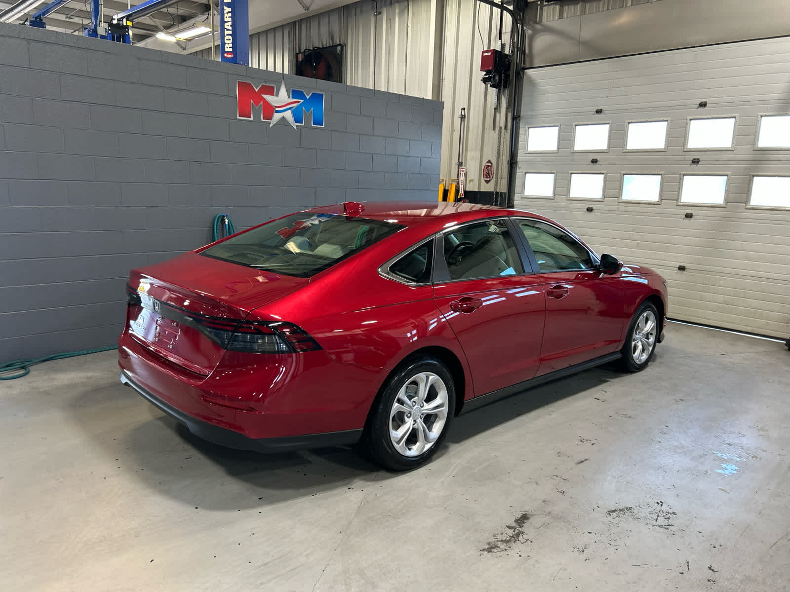 2025 Honda Accord LX photo 3