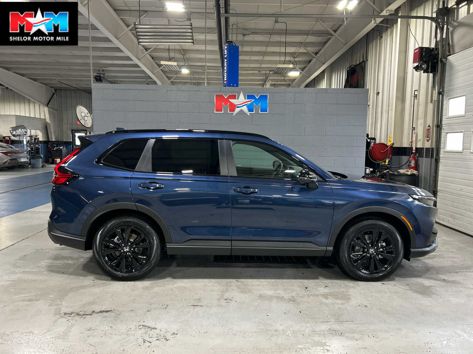 2026 Honda CR-V Sport Touring's photo