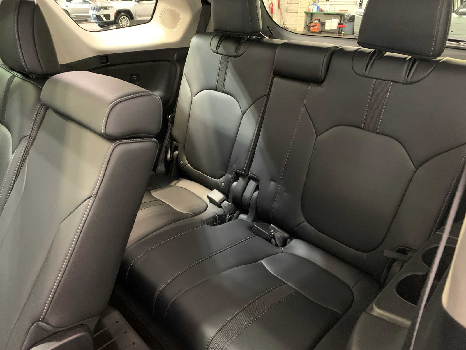 2025 Honda Pilot Touring photo 4