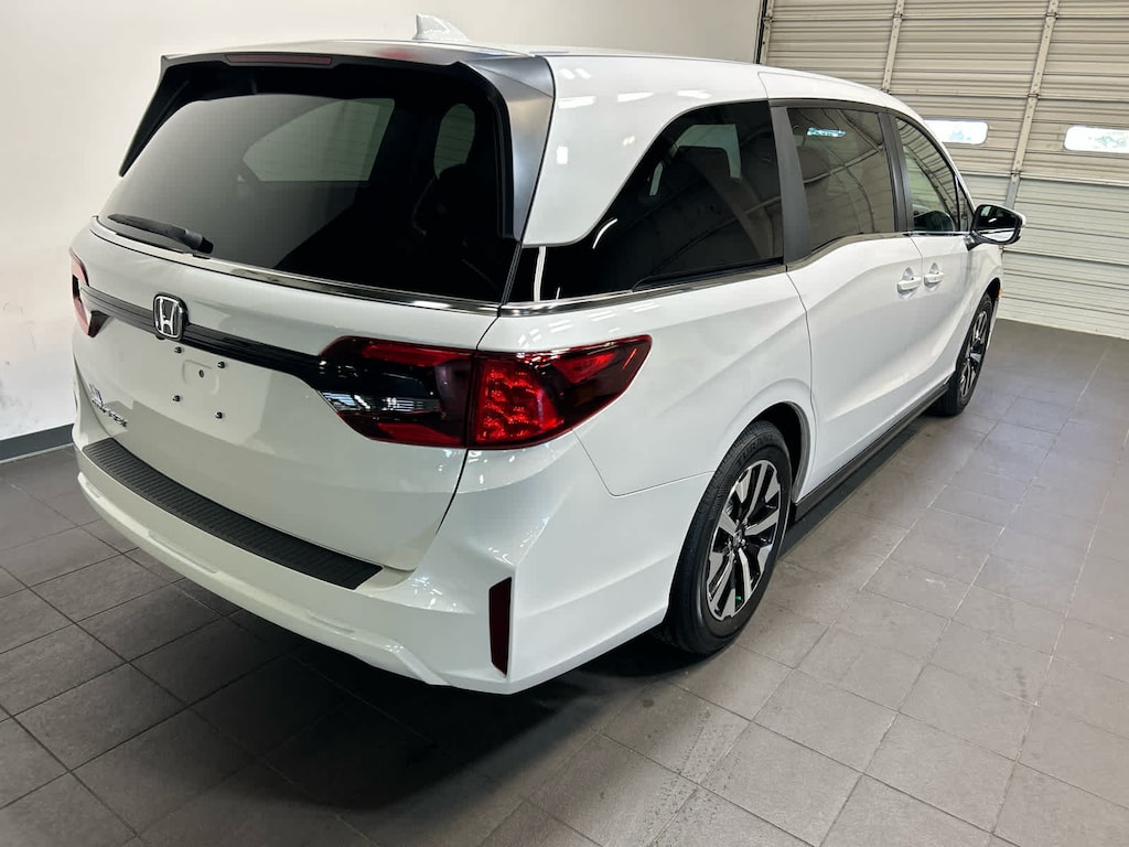New 2026 Honda Odyssey EX-L Van Passenger