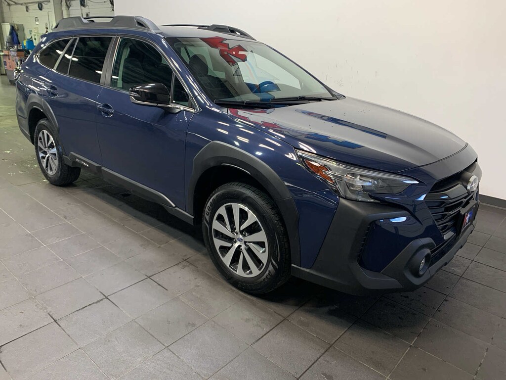 Used 2023 Subaru Outback Premium SUV