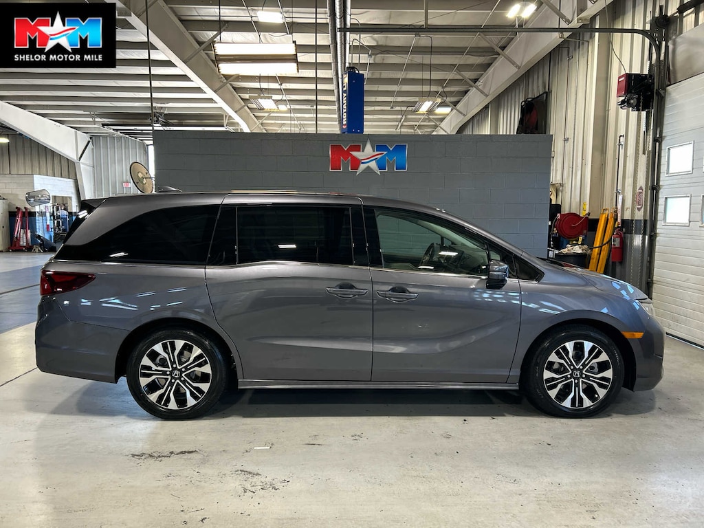 New 2026 Honda Odyssey Elite Van Passenger