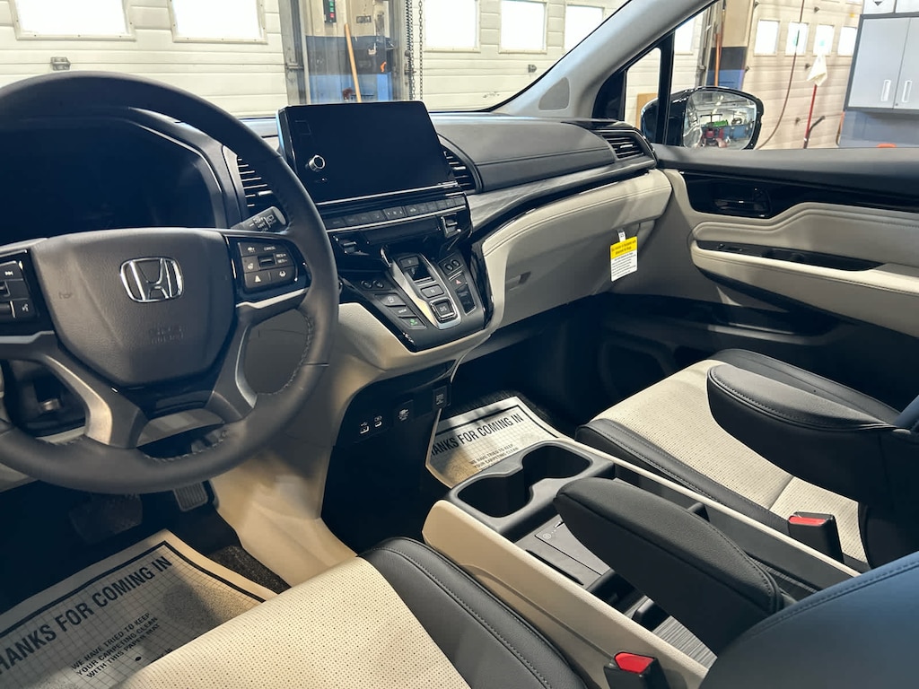 New 2026 Honda Odyssey Elite Van Passenger