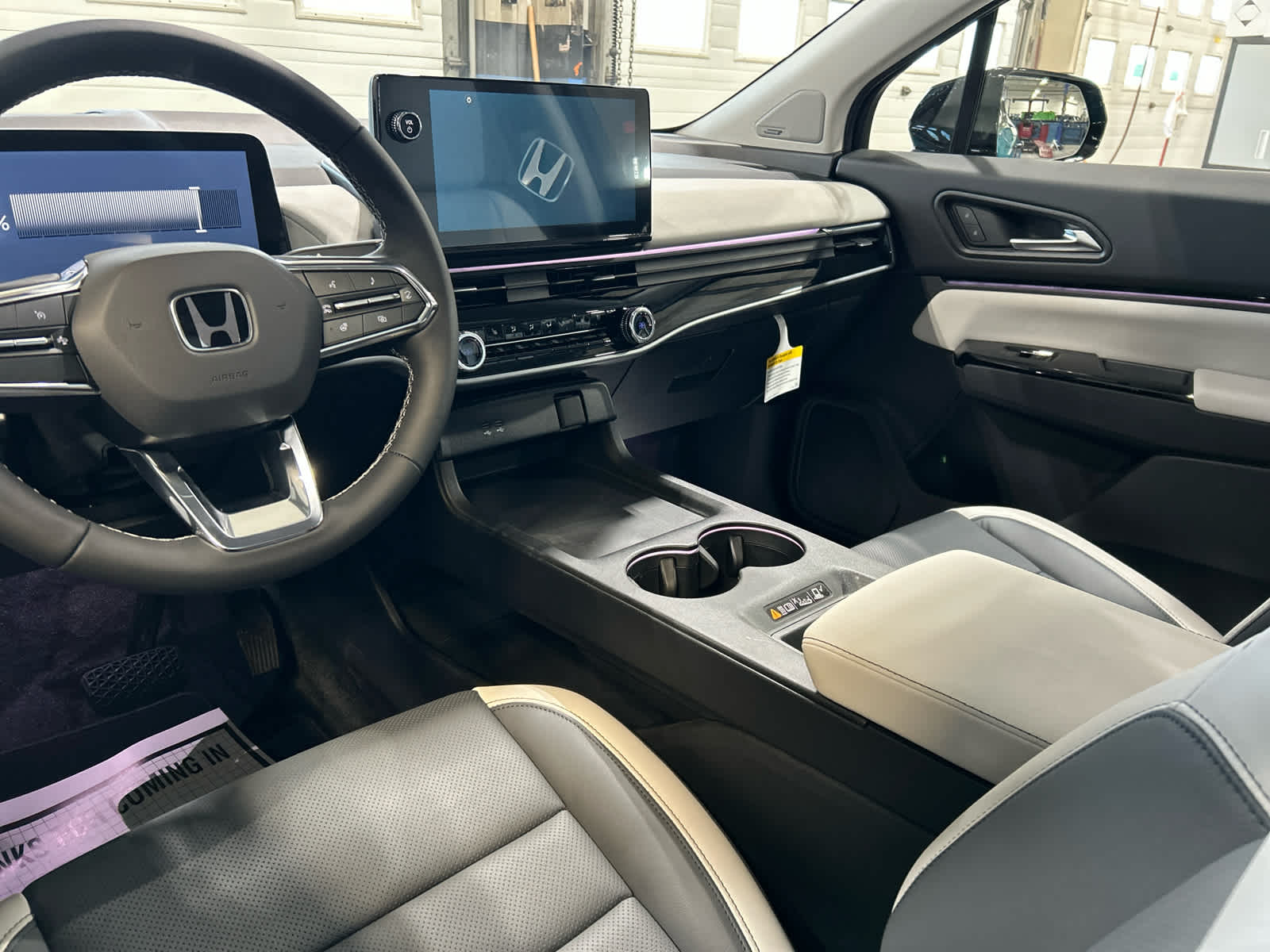 2026 Honda Prologue Elite photo 3