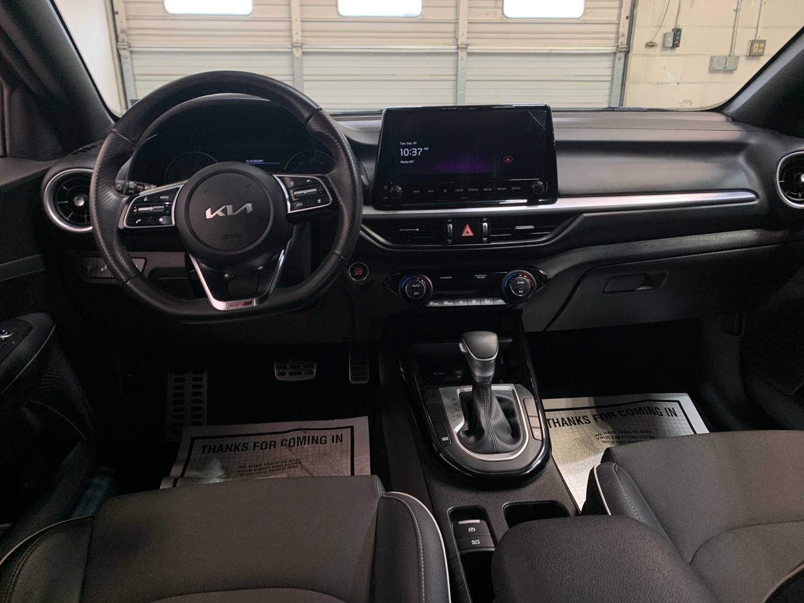 2023 Kia Forte GT-Line photo 2