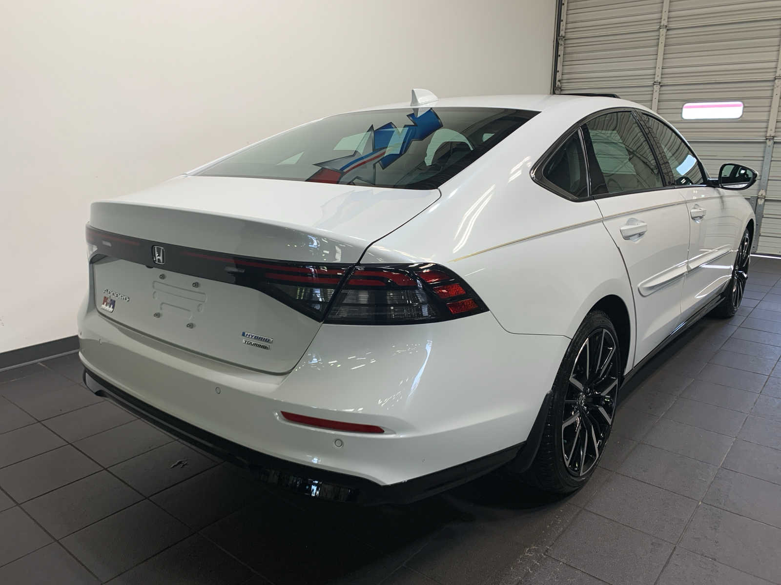 2024 Honda Accord Hybrid Touring photo 3