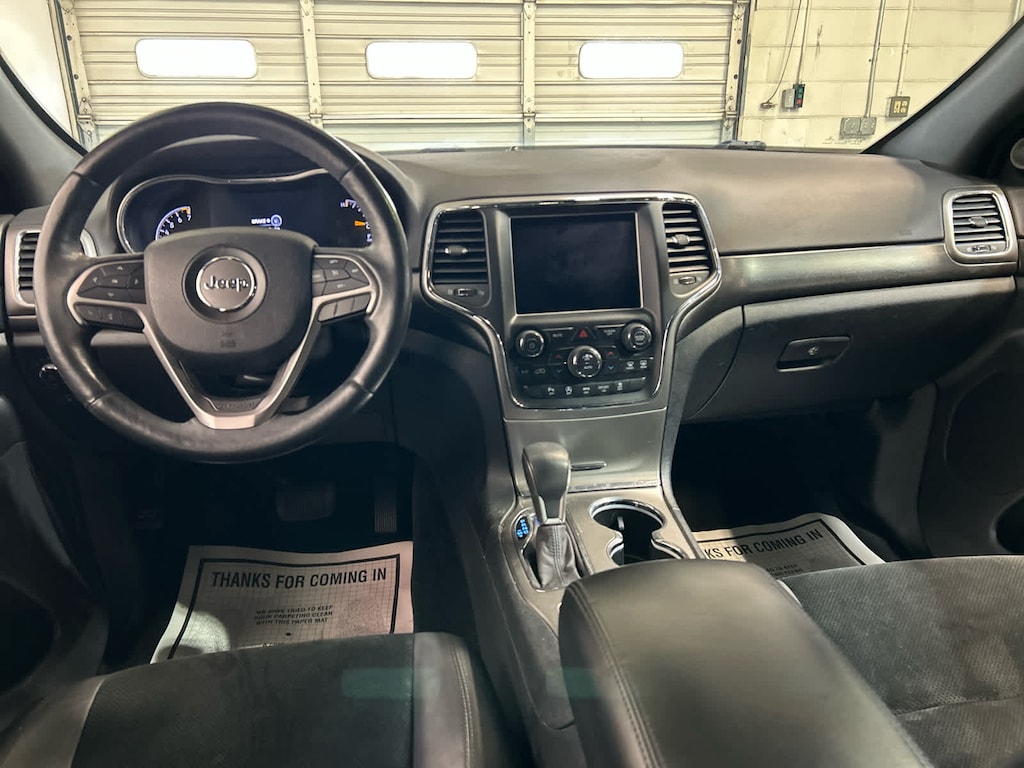 Used 2018 Jeep Grand Cherokee Laredo 4x4 SUV