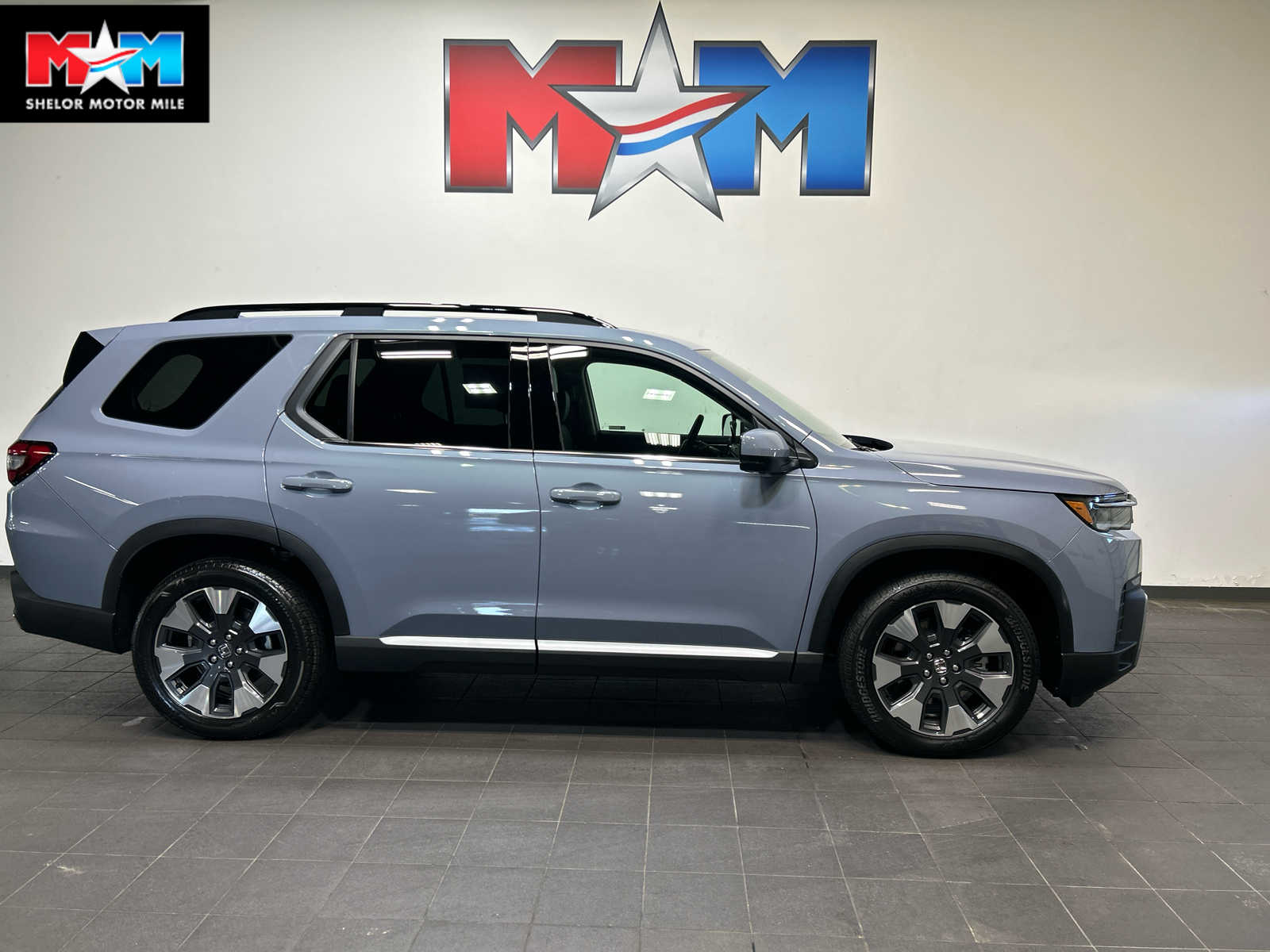 2026 Honda Pilot Touring AWD's photo