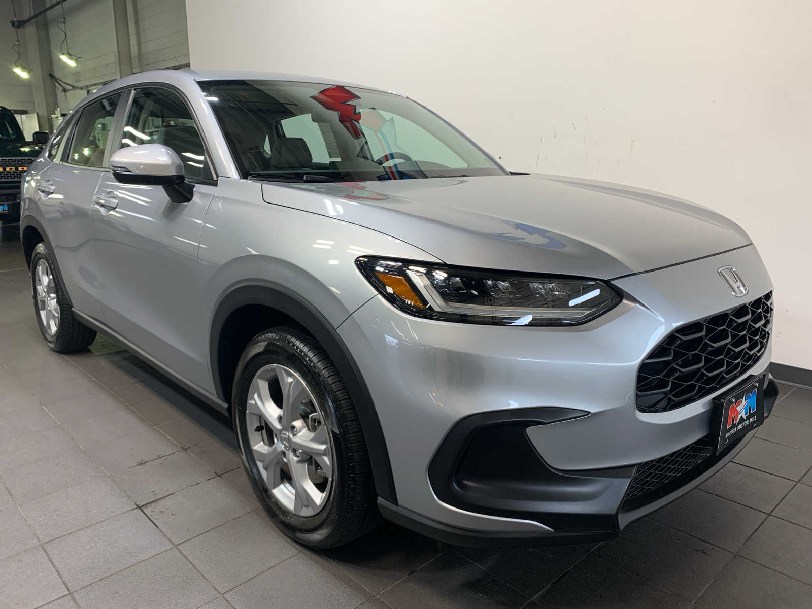 2025 Honda HR-V LX photo 2