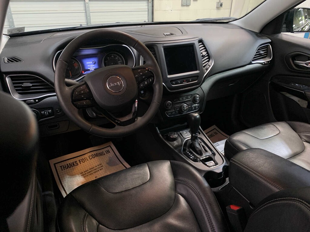 Used 2023 Jeep Cherokee Altitude Lux SUV