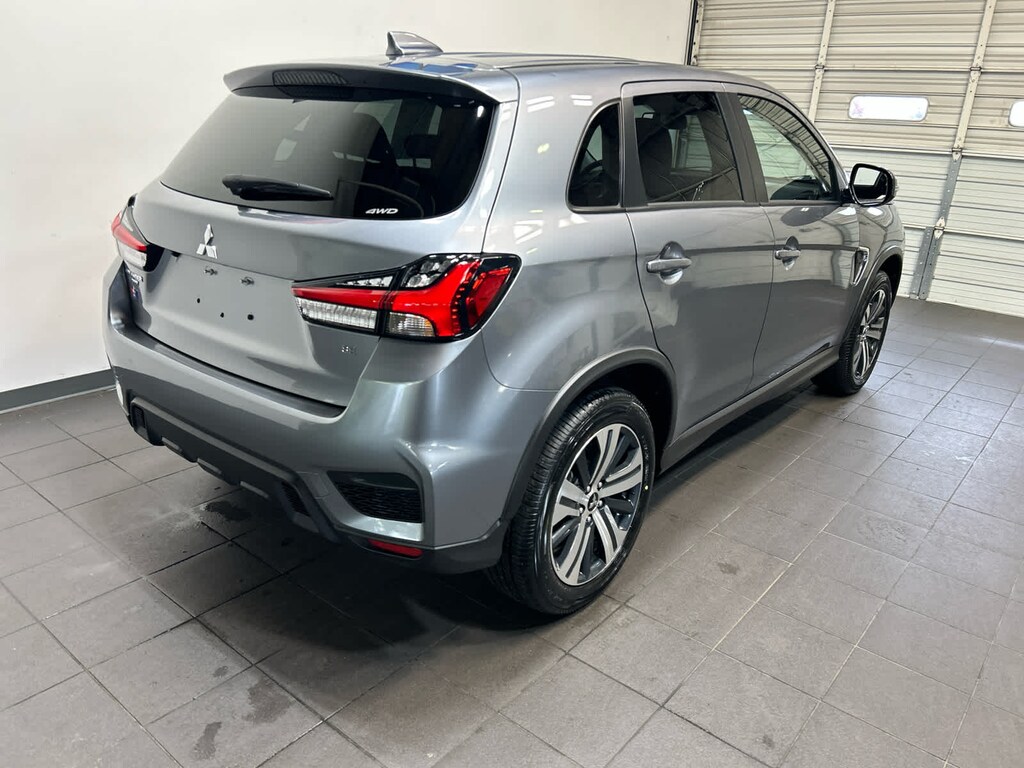 Used 2024 Mitsubishi Outlander Sport 2.0 SE SUV