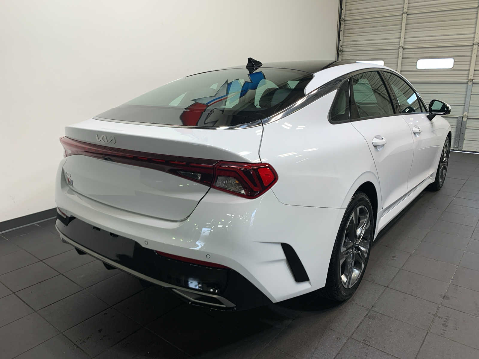 2023 Kia K5 EX photo 3