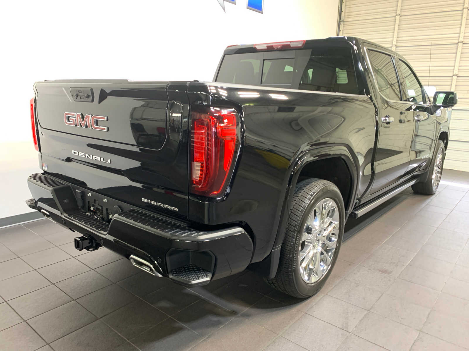 2023 Gmc Sierra 1500 Denali photo 3