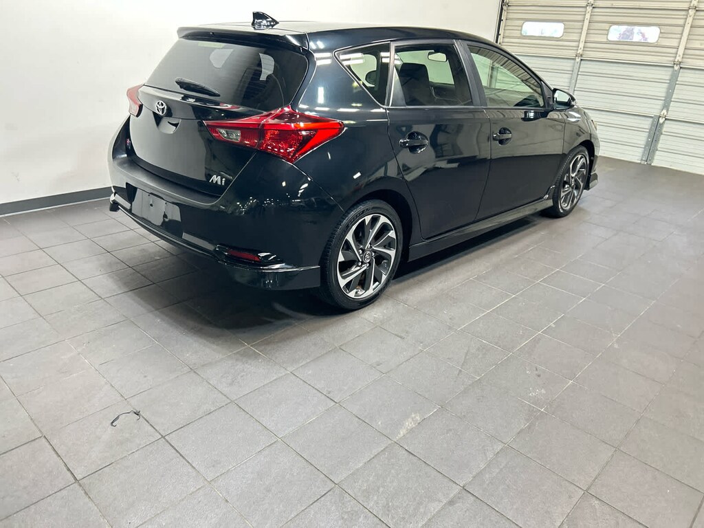 Used 2018 Toyota Corolla iM Base Hatchback