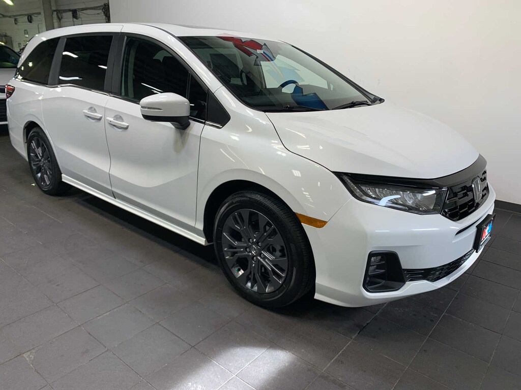 New 2026 Honda Odyssey Touring Van Passenger