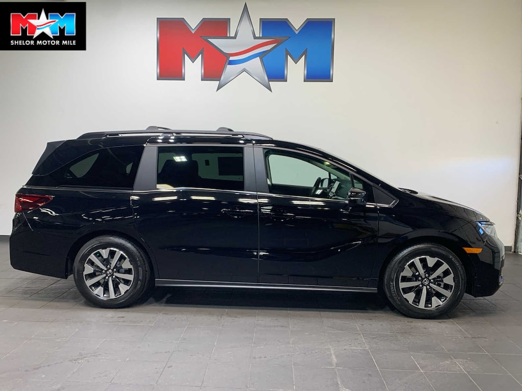 New 2026 Honda Odyssey EX-L Van Passenger